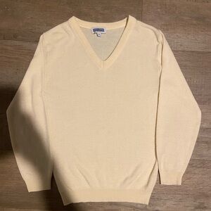 Women’s Cream V-Neck Sweater Size XS.
